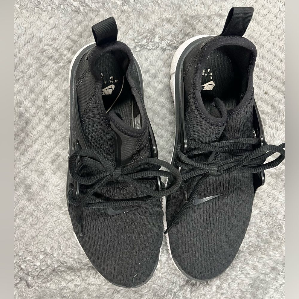 Nike Acalme AQ7459-001 Sneaker sz8
